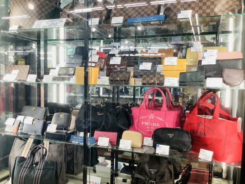 リヴォリ・ラインのLOUIS VUITTON