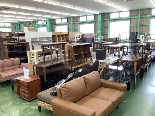 ダイニングテーブル