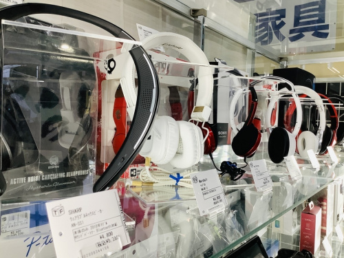 ヘッドホンのワイヤレスヘッドホン