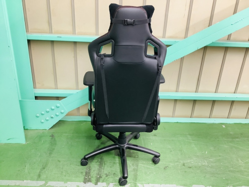 ゲーミングチェアのnoble chairs