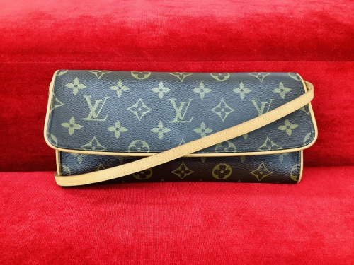 バッグ・財布のポーチ