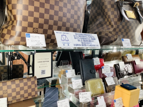 バッグのショルダーバッグ