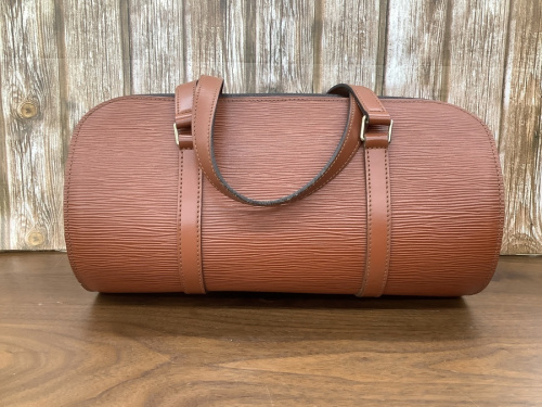 ハンドバッグのLOUIS VUITTON