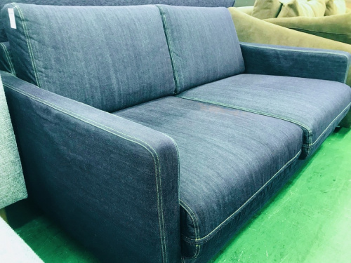 家具のソファー