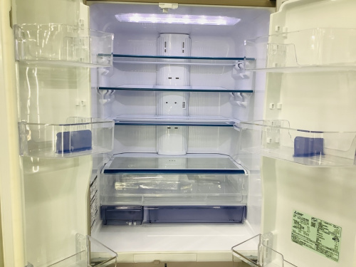 6ドア冷蔵庫のMITSUBISHI