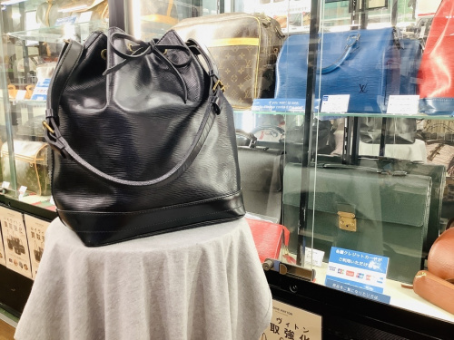 バッグ・財布のバッグ
