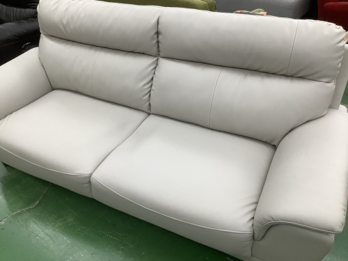 ソファーの3人掛けソファー