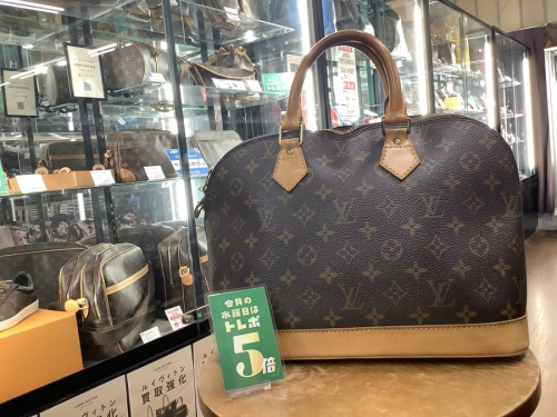 バッグ・財布のバッグ