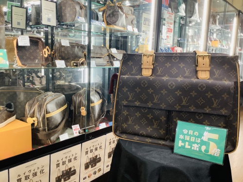 バッグ・財布のバッグ