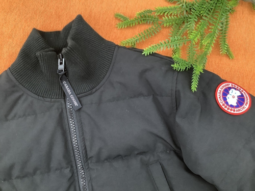 トップスのジャケット