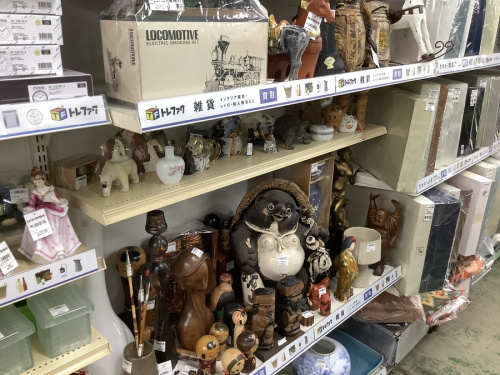 たぬきの陶器 置物