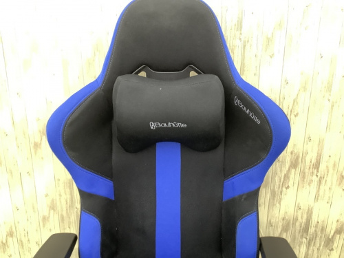 イスのゲーミングチェア