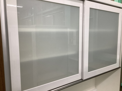 中古家具のレンジボード