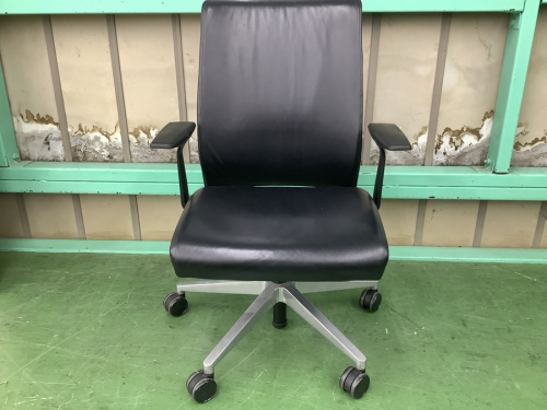 生活家具のイス