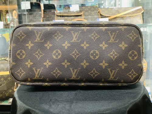 LOUIS VUITTONのルイヴィトン