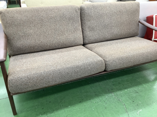 特選家具のソファー