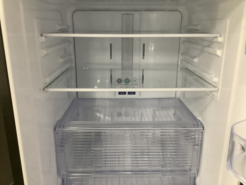 2ドア冷蔵庫のSHARP