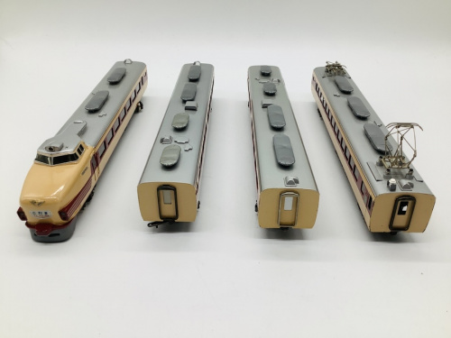 模型の電車模型