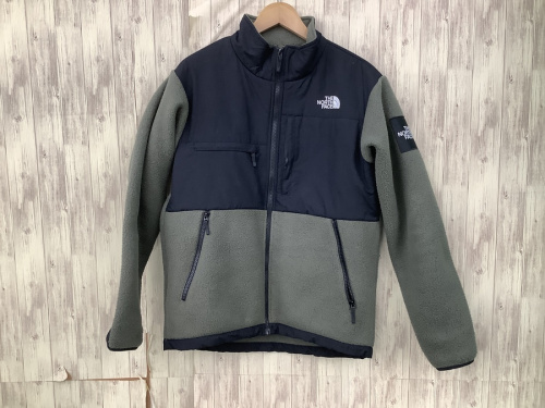 ジャケットのフリースジャケット