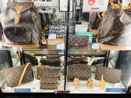 キルティングカメラバッグのSaint Laurent Paris