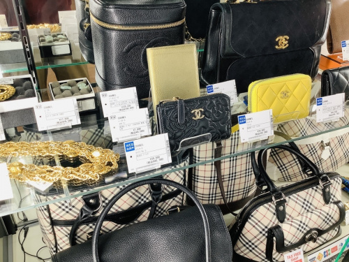 チェーンハンドバッグのCHANEL