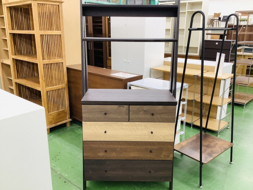収納家具のチェスト