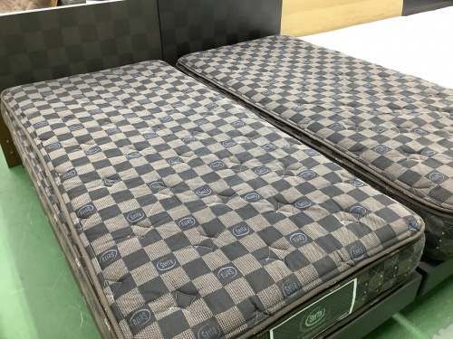 生活家具のベッド