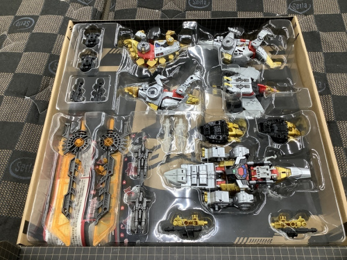 フィギュアのトランスフォーマー ジェネレーションセレクト ボルカニカス 未開封・未使用