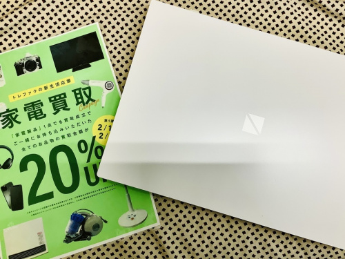 パソコンのノートパソコン