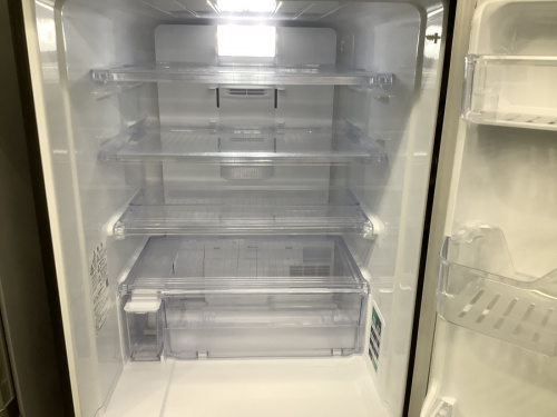 冷蔵庫の3ドア冷蔵庫