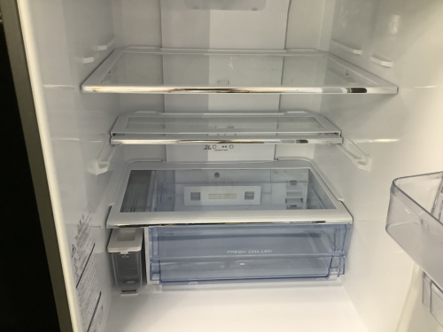 冷蔵庫の3ドア冷蔵庫