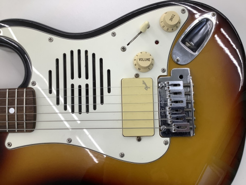 エレキギターのfender japan
