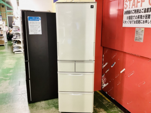 キッチン家電の冷蔵庫