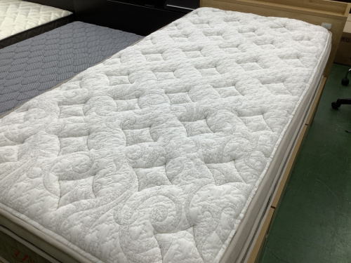 生活家具のベッド