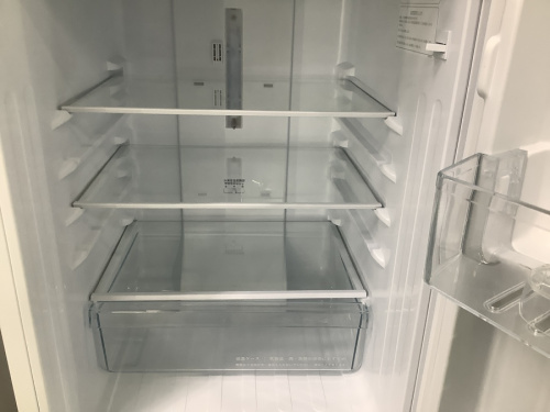 冷蔵庫の2ドア冷蔵庫