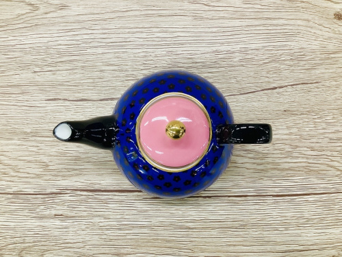 ティーポットセットのANNA SUI