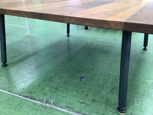 テーブルのローテーブル