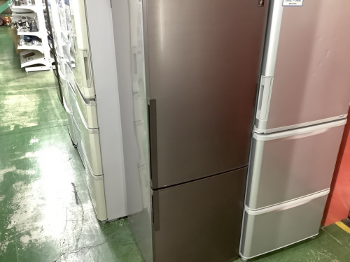 キッチン家電の冷蔵庫