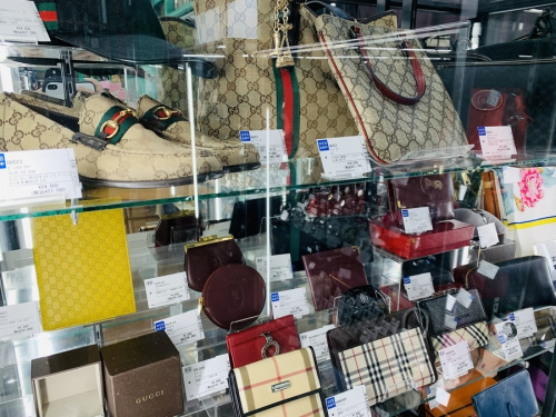 グッチ
