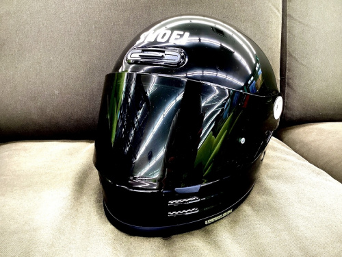 アウトドアのバイク用ヘルメット