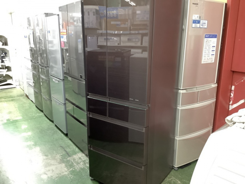 キッチン家電の冷蔵庫