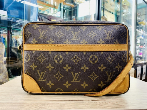 バッグ・財布のバッグ