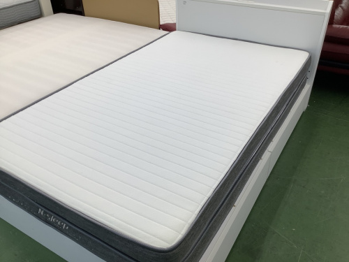 生活家具のベッド