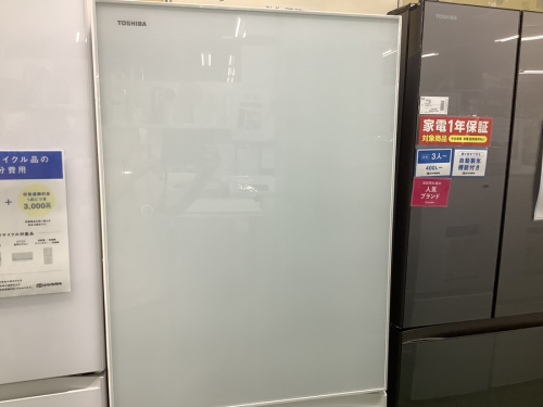 冷蔵庫の3ドア冷蔵庫