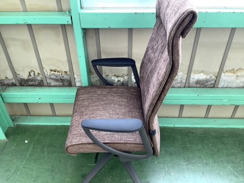 イスのハイバックオフィスチェア