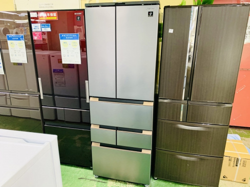 キッチン家電の冷蔵庫