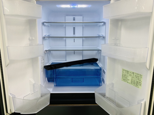 6ドア冷蔵庫のSHARP