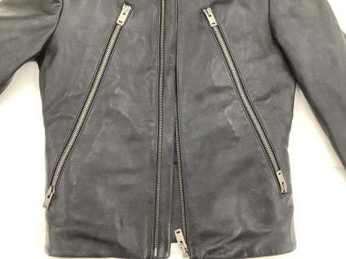 ジャケットの八の字ライダースジャケット