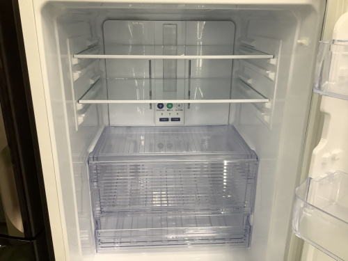 2ドア冷蔵庫のSHARP