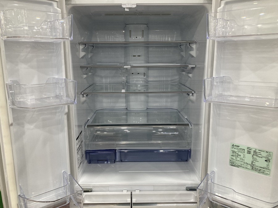 MITSUBISHI/三菱】6ドア冷蔵庫 517L MR-WX52A-W1 入荷いたしました